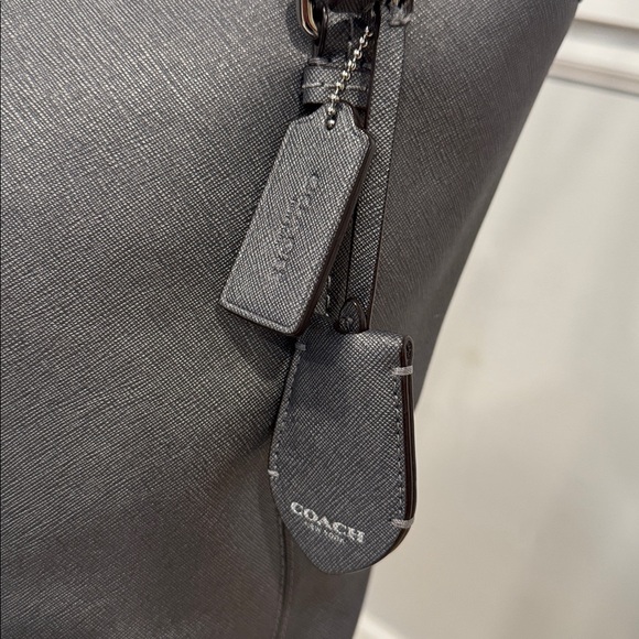 Coach Bag Peyton Zip Top Tote Charcoal Gray Saffiano Leather Tote Bag - Picture 6 of 17